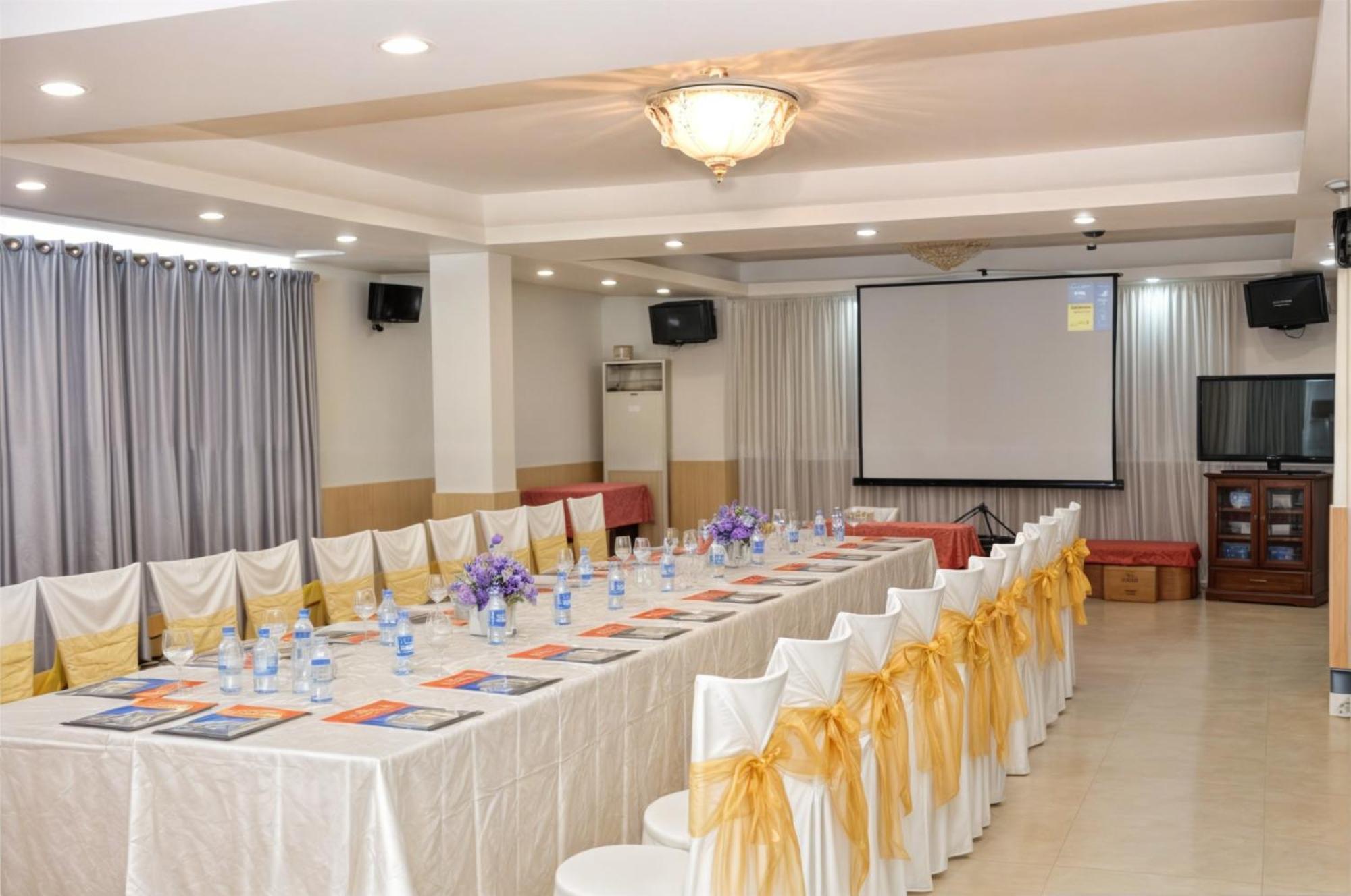 Cct Luxury Hotel Nha Trang Extérieur photo